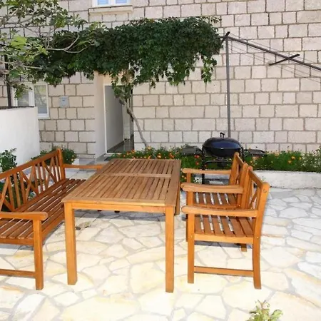 Dubreta - Two Bedroom With Balcony Apartmán Cavtat